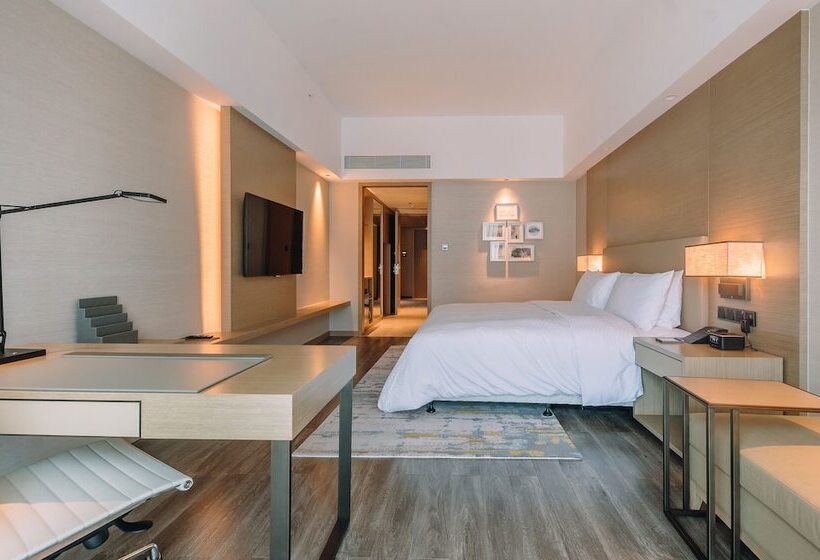 Президентский Люкс, Four Points By Sheraton Jiaxing