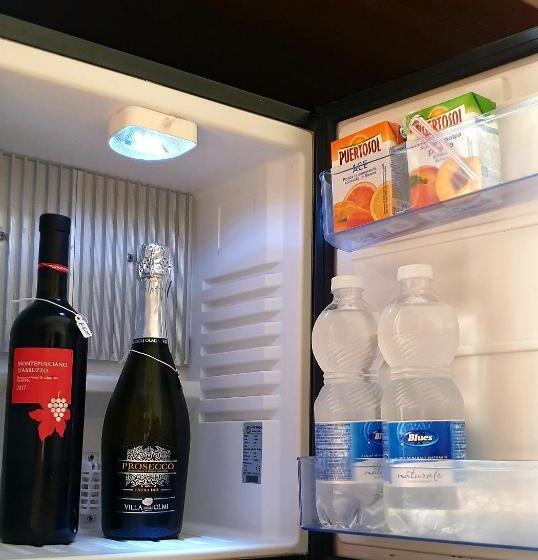 חדר סטנדרט, Jadore Monic