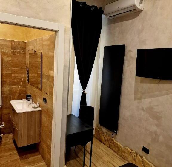 חדר סטנדרט יחיד, Jadore Monic