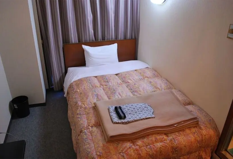 Standard Yhden Hengen Huone, Business Hotel Nakayama