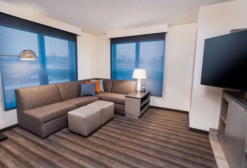 جناح, Hyatt House Nashville/franklin/cool Springs