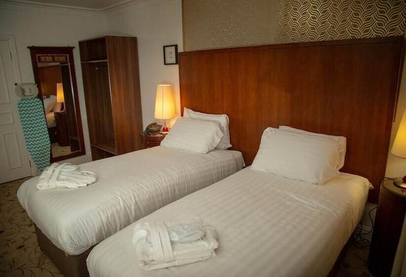 标准间, The Ladbrooke