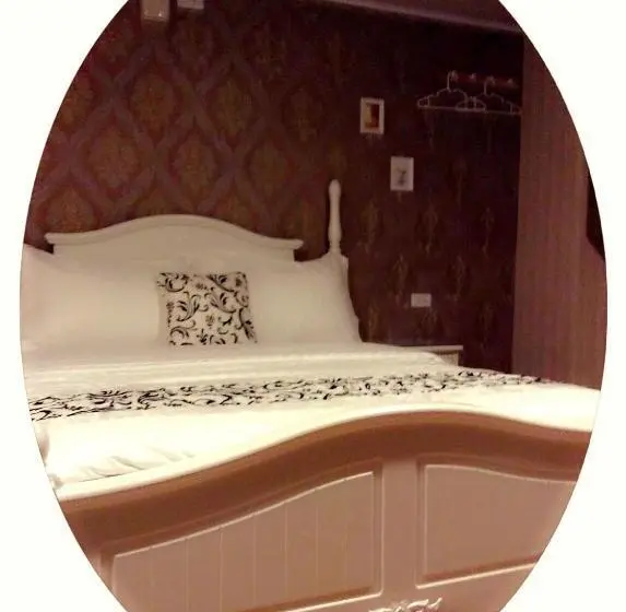 اتاق سوپریور, Ya Tai