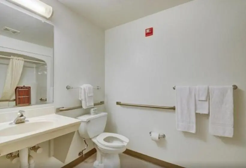 身障者適用キングサイズベッドルーム, Studio 6port Allen, La  Baton Rouge I10