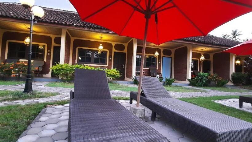 园景标准四人间, Besar Bulan Baru   Senggigi