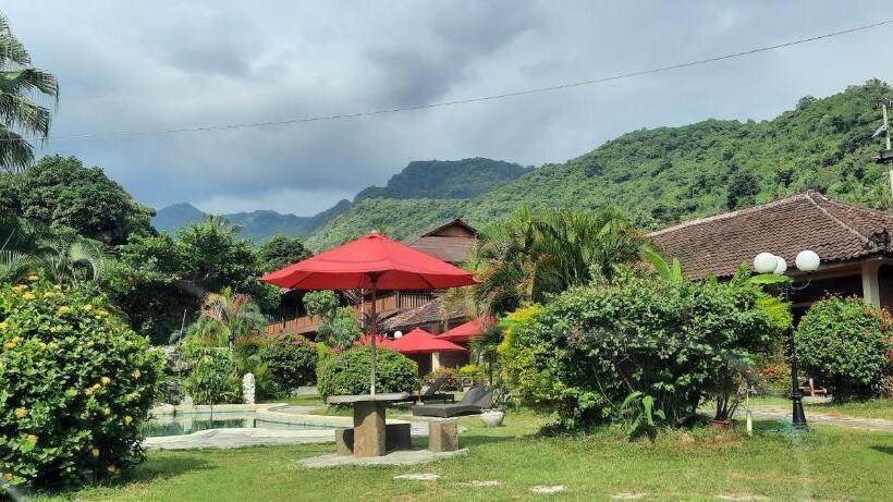 标准三人间, Besar Bulan Baru   Senggigi