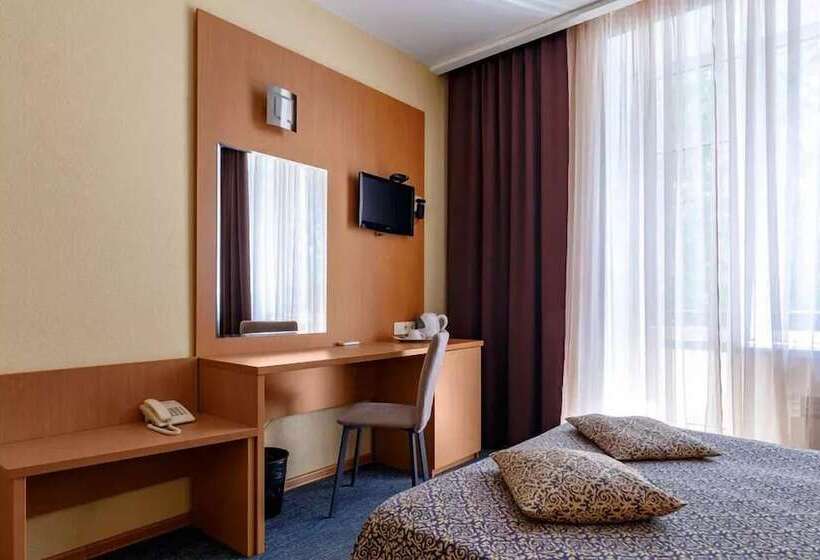 Номер Стандарт, Cronwell Park Nika