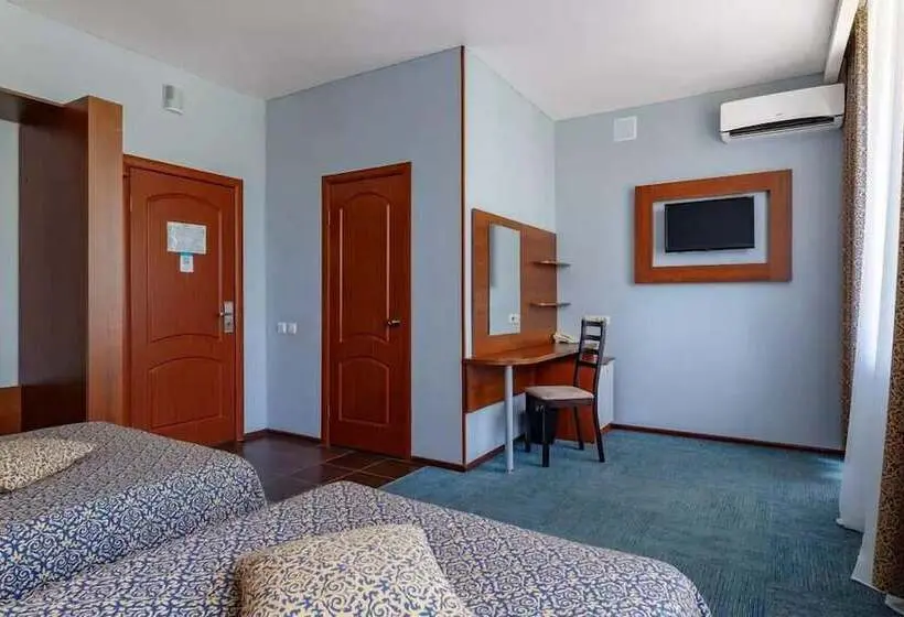 اتاق راحتی, Cronwell Park Nika
