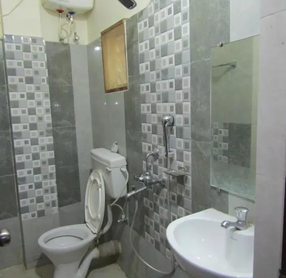 اتاق استاندارد با تخت بزرگ, Goroomgo Gouri Palace Puri