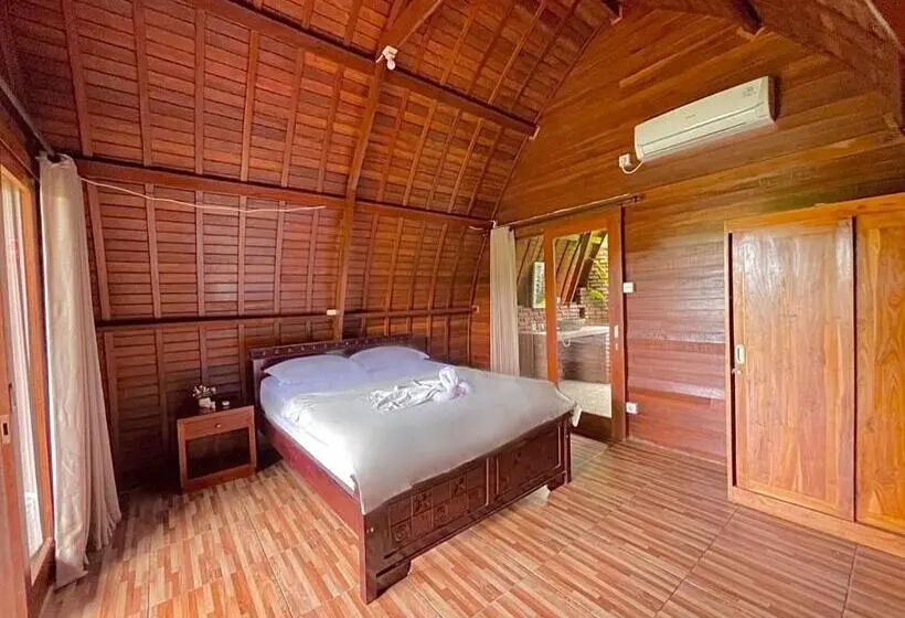 Maja/Mökki, Orange Balangan Bungalow