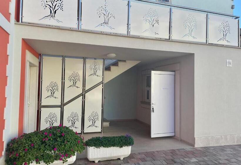 キングサイズベッドのスタンダードルーム, Bb Ld