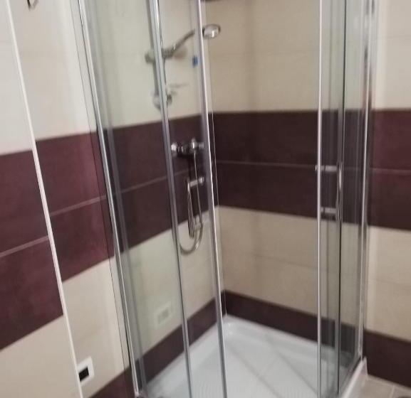 חדר סטנדרט לארבעה, B&b La Collina Dei Poeti