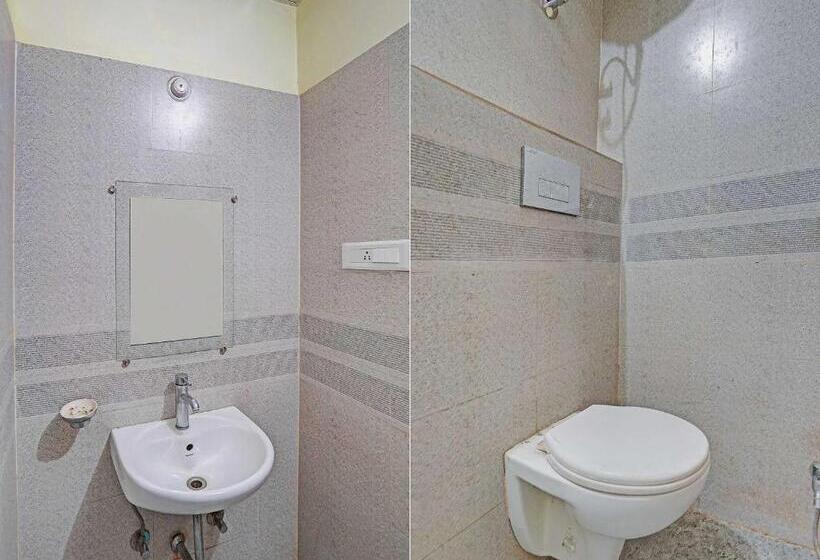 Quarto Triplo Clássico, Ananya Royals By Oyo Rooms