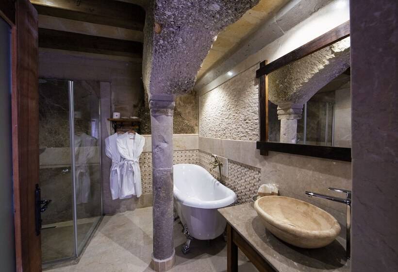 جناح سرير كينج, Aza Cave Cappadocia Adult