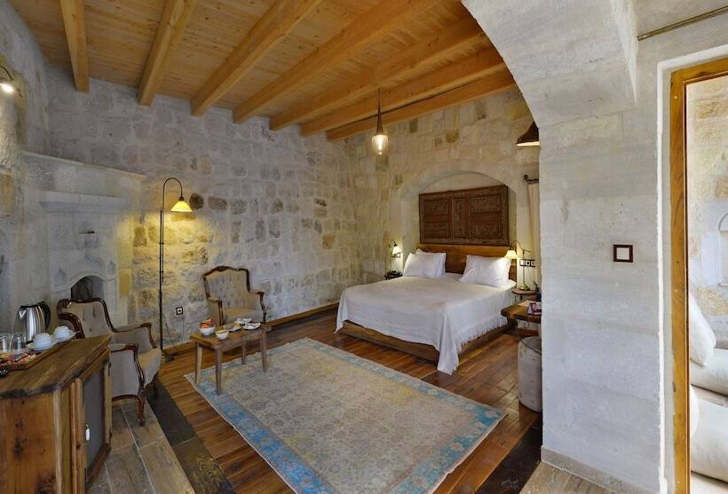 جناح سرير كينج, Aza Cave Cappadocia Adult