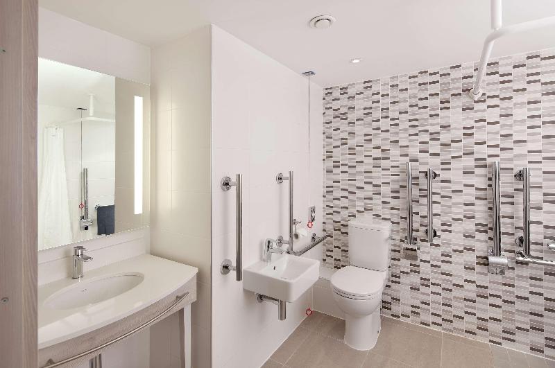 اتاق استاندارد برای معلولان, Hampton by Hilton Leeds City Centre