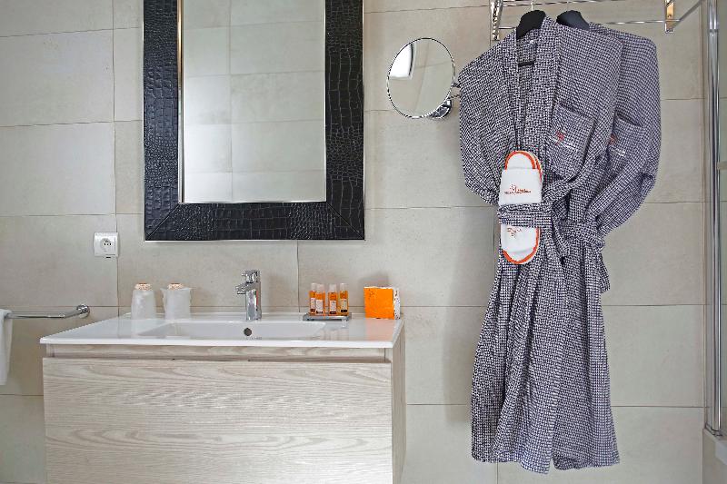 اتاق خانوادگی, Hampton by Hilton Leeds City Centre