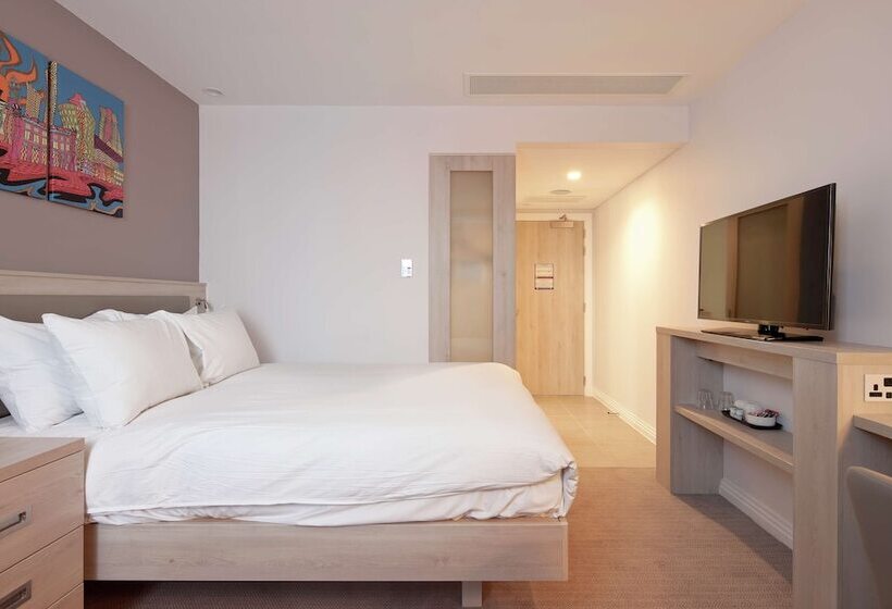 Семейный Номер, Hampton by Hilton Leeds City Centre