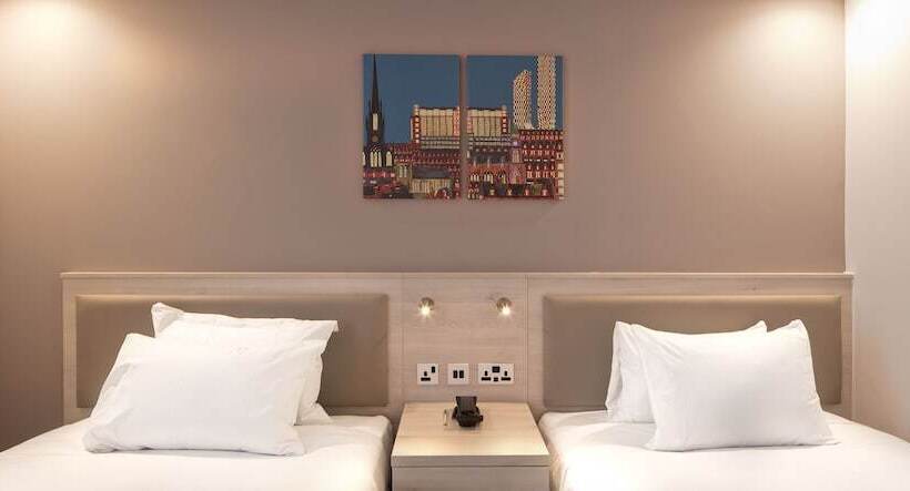 Номер Стандарт, Hampton by Hilton Leeds City Centre