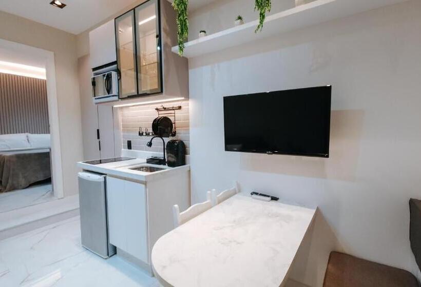 سوییت لوکس, Pousada Agua Marinha