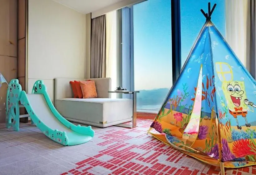 Perhehuone, Pullman Huizhou Kaisa