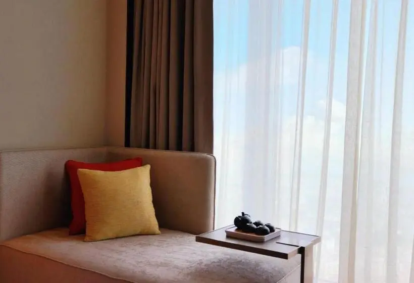 Superior-huone Jokinäkymä, Pullman Huizhou Kaisa