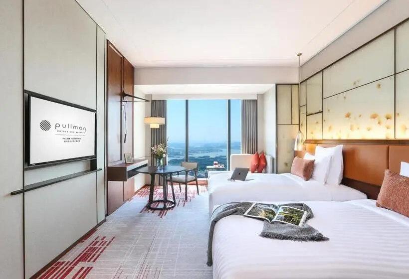 Deluxe-huone Kaupunkinäkymä, Pullman Huizhou Kaisa