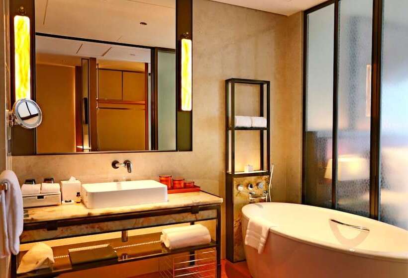 غرفة سوبيريور مطلّة علي النهر, Pullman Huizhou Kaisa