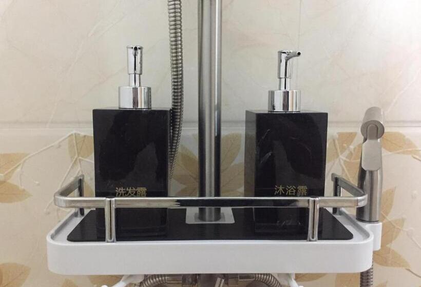 اتاق سوپریور سه تخته, Rosemary Boutique