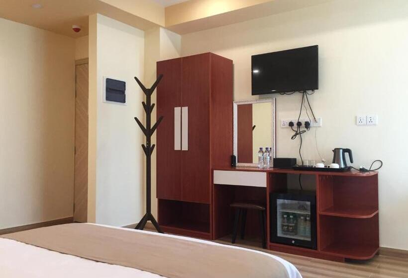 اتاق سوپریور سه تخته, Rosemary Boutique