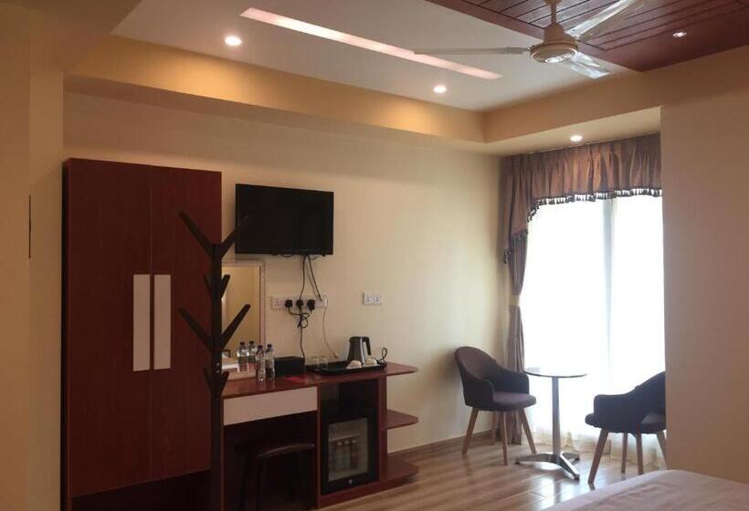 اتاق سوپریور با بالکن, Rosemary Boutique