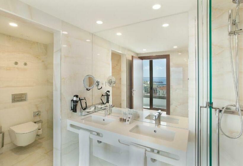 スイート, Turim Santa Maria