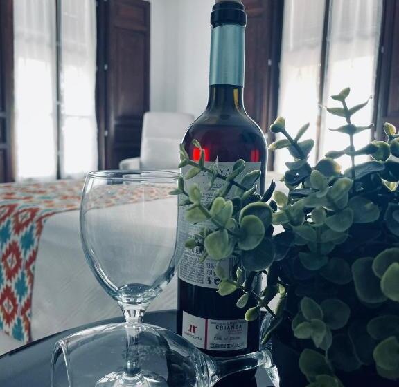 اتاق استاندارد با چشم‌انداز, Qb Almagro Centro