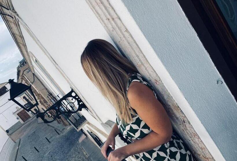 اتاق استاندارد با چشم‌انداز, Qb Almagro Centro