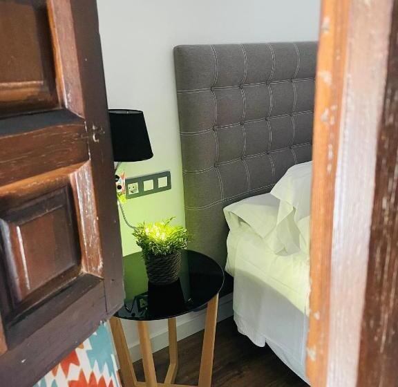 اتاق استاندارد, Qb Almagro Centro