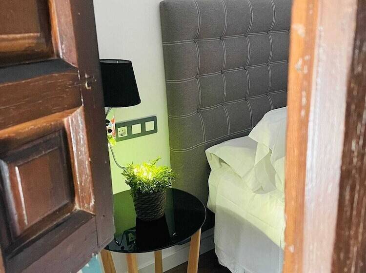 اتاق استاندارد, Qb Almagro Centro