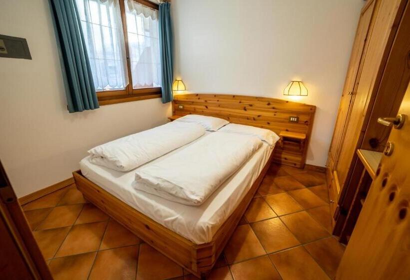 شقة غرفة واحدة, Residence Derby Club