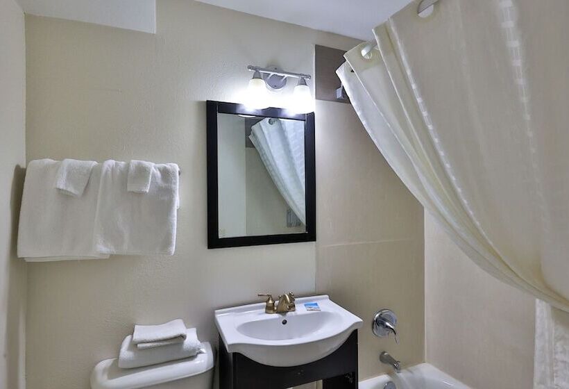 غرفه قياسيه سريرين مزدوجين, Driftwood Beach Motel