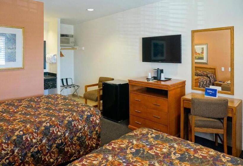 חדר סטנדרט שתי מיטות זוגיות, Dunes Inn Sunset