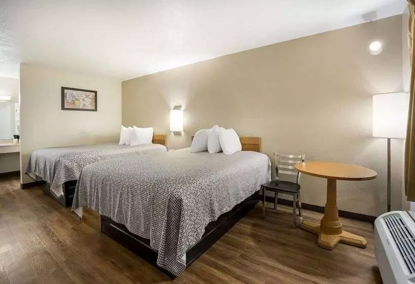 ２ダブルベッドのスタンダードルーム, Econo Lodge