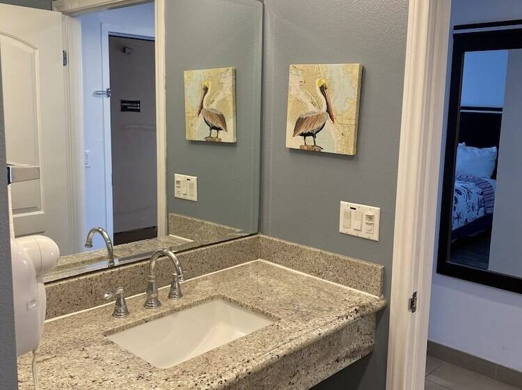 اتاق استاندارد با 2 تخت دوبل, Ocean Surf Inn & Suites