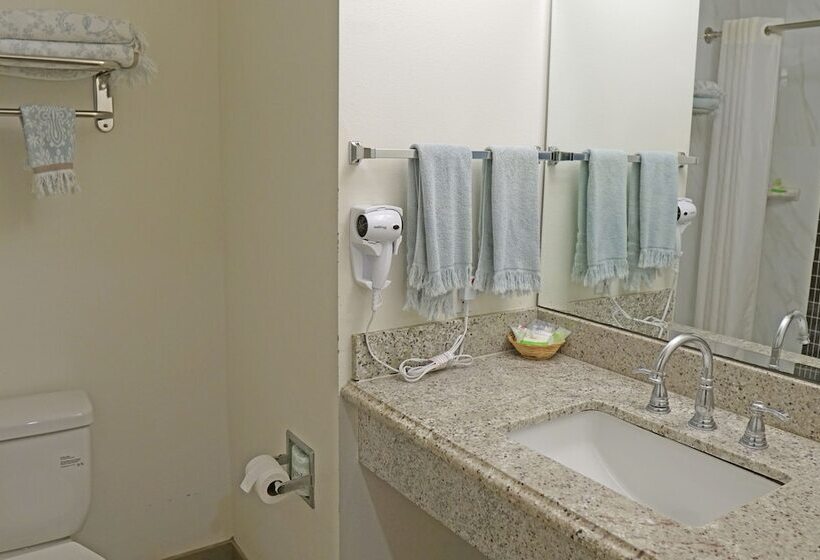 اتاق استاندارد با 2 تخت دوبل, Ocean Surf Inn & Suites