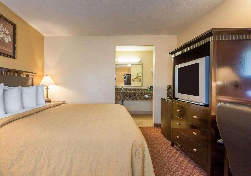 غرفة قياسية سرير كينج, Quality Inn