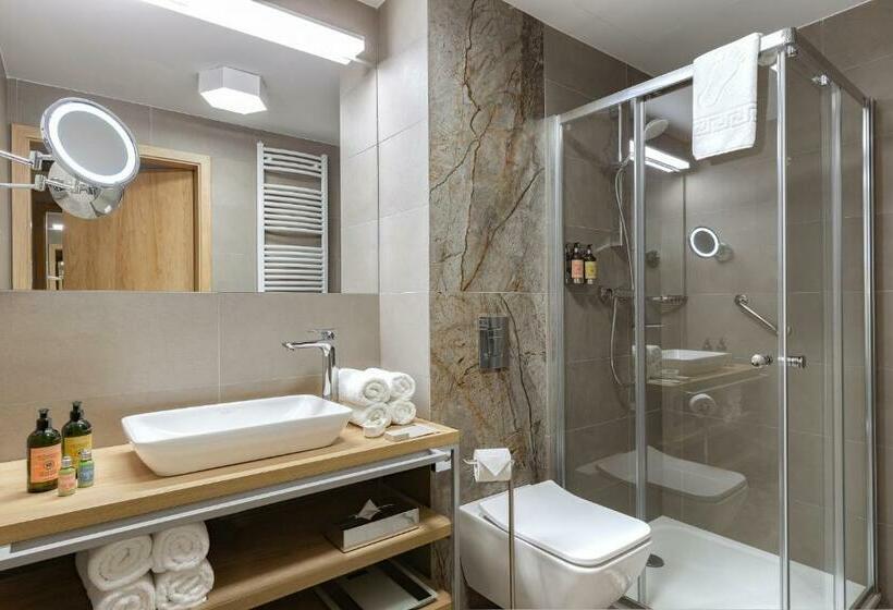 스탠다드 발코니 룸, Platinum Mountain Hotel & Spa