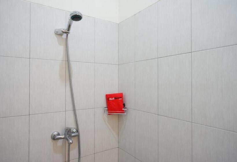 标准单人间, Reddoorz Near Alun Alun Kudus 2