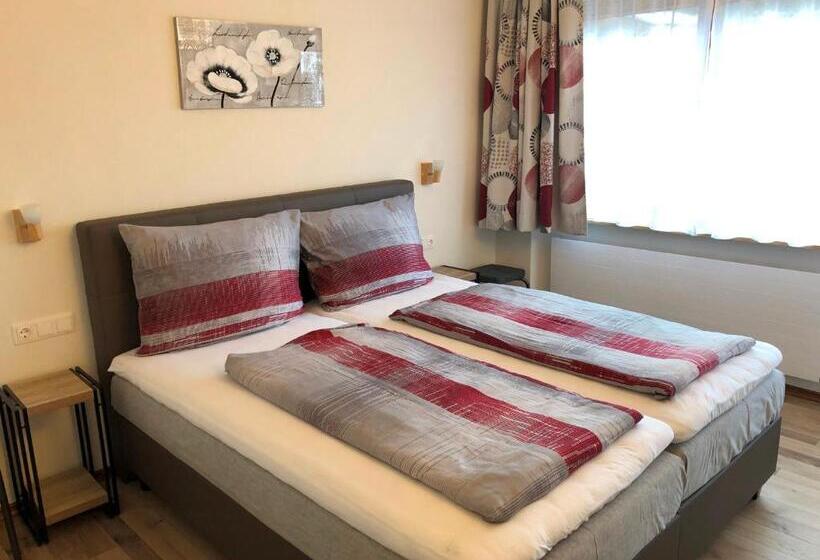 Апартаменты 2 Спальни, Haus Marjanne