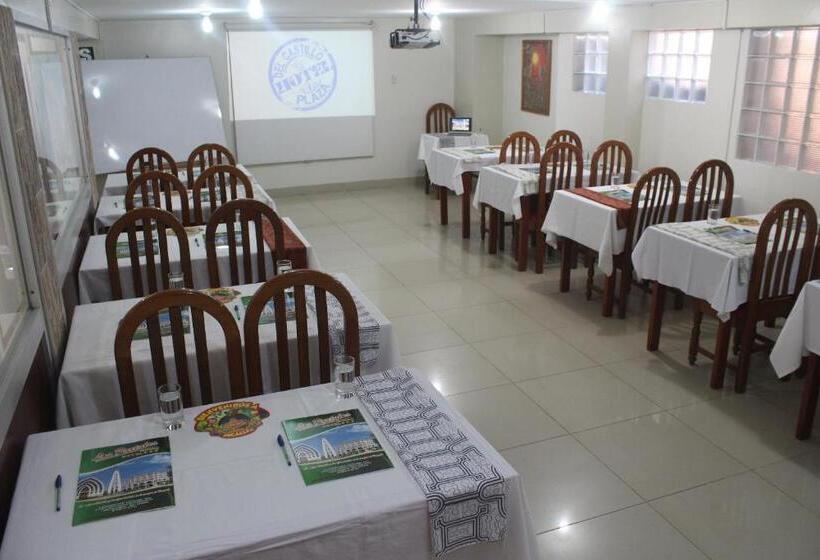 Студия Deluxe, Auditorio & Centro De Capacitaciones Central Park Pucallpa