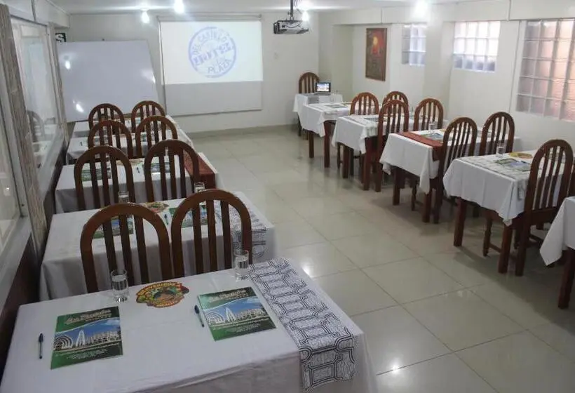Deluxe-studio, Auditorio & Centro De Capacitaciones Central Park Pucallpa