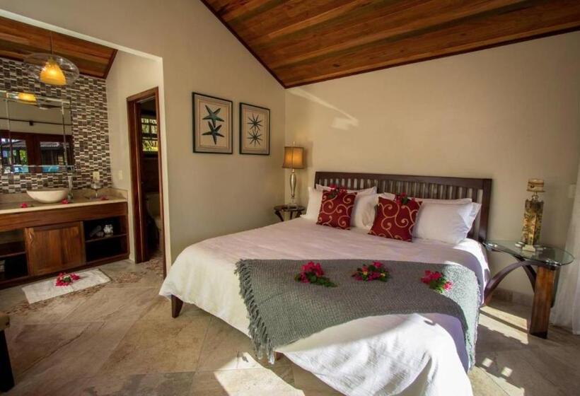 غرفة قياسية سرير كينج, Marbucks Bed & Breakfast