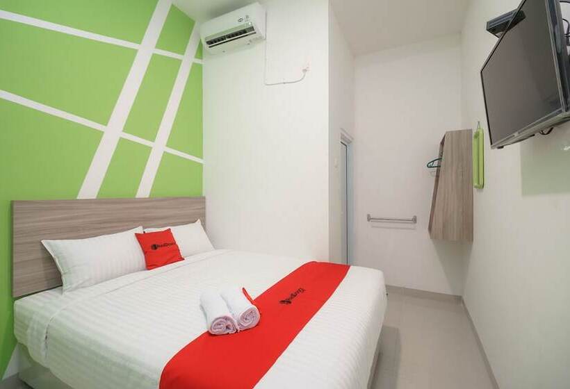 스탠다드 룸, Reddoorz Plus At Grand Tara Homestay Palembang